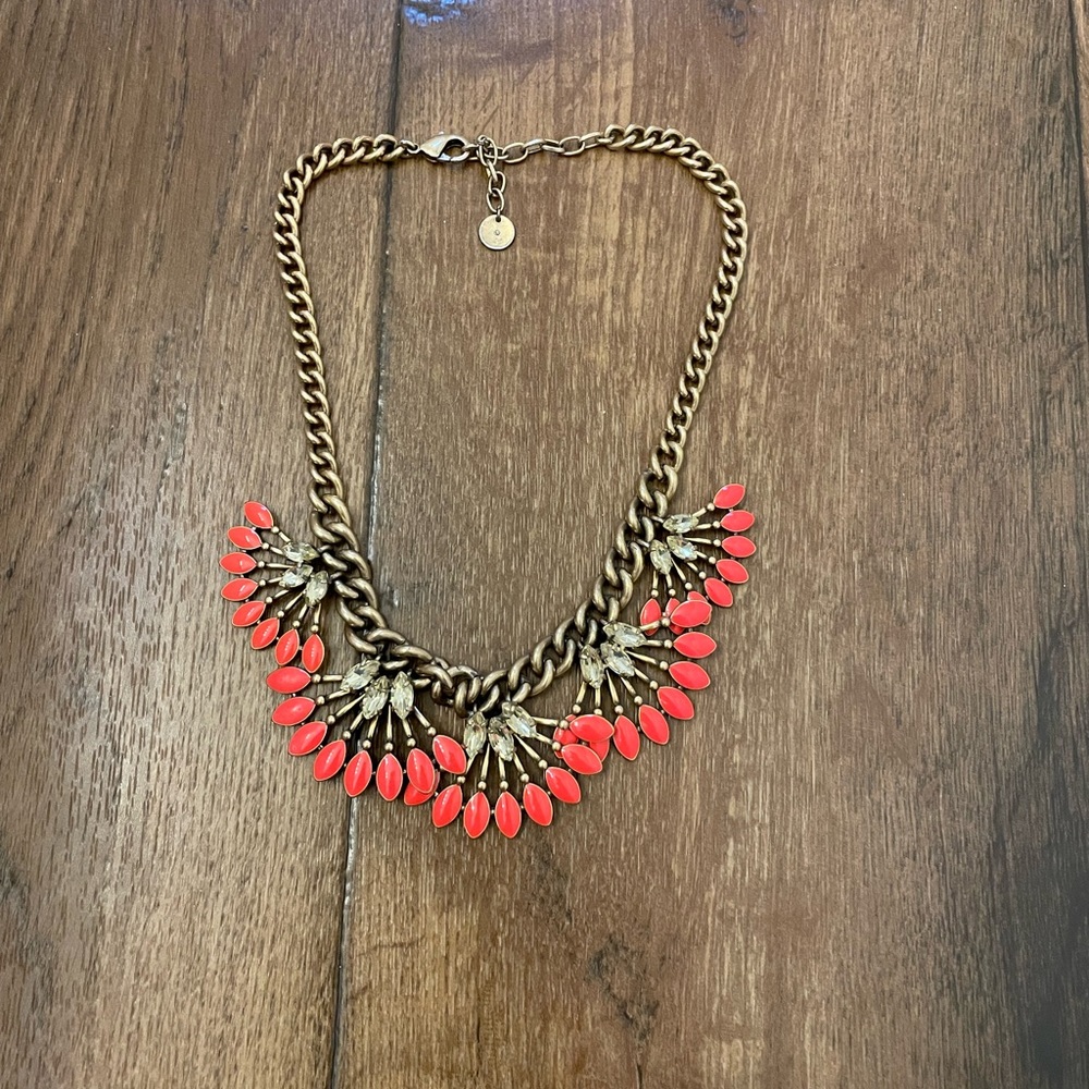 Stella &. Dot Coral Cay Necklace
